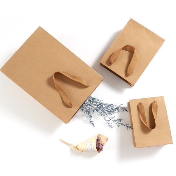 Buy cheap Multiple Color Reusable Cloth Shopping Bags , 157g-250g Kraft Paper Gift Bags from wholesalers