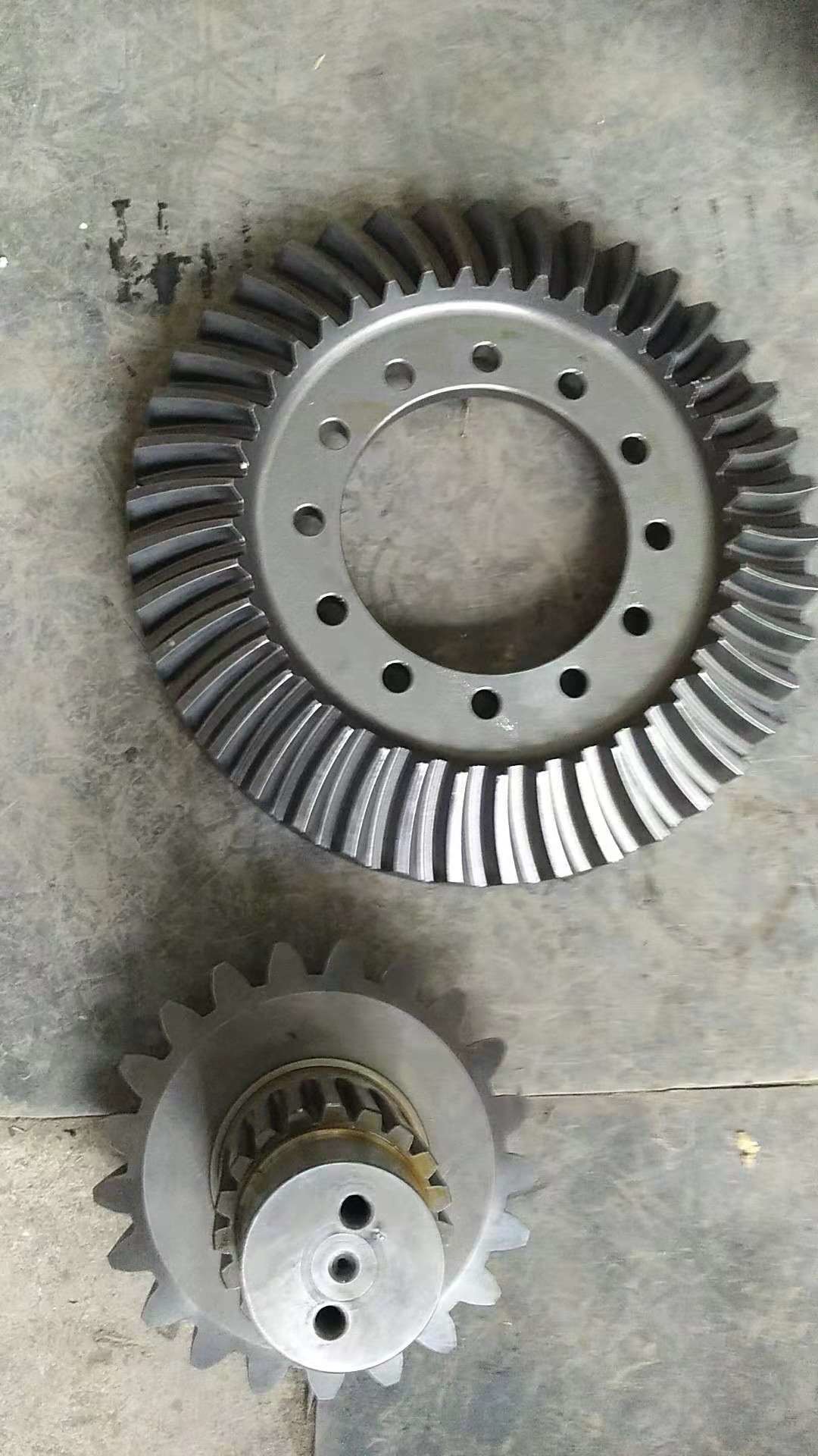 komatsu bulldozer spare parts bulldzoer D355-3 gear : 195-21-12220 + 195-15-13241
