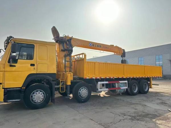 Buy cheap ZZ13117N3867D Used Howo 8x4 Crane Truck Second Hand Crane Trucks For Sale from wholesalers