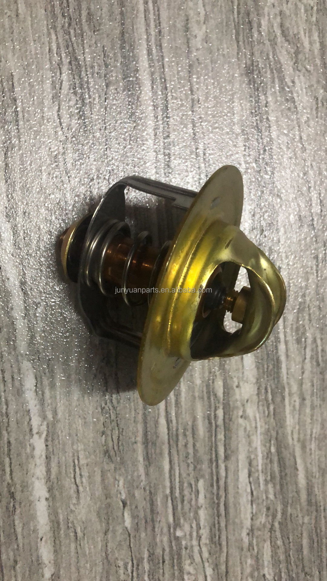 Main Product Electrical Parts 1137700700 1-13770070-0 for 6BG1 6BD1 4BG1 Thermostat Engine