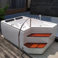 Buy cheap 2 Person Freestanding Jetted Bathtub Stand Alone With Step Intex Massage Spa product