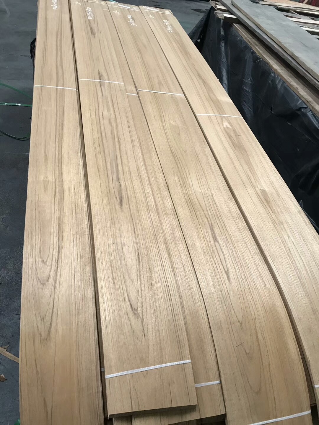 Crown Teak Veneer Burma Teak Natural Wood Veneers Myanmar Teak Decorative Veneers for Furniture Doors and Plywood