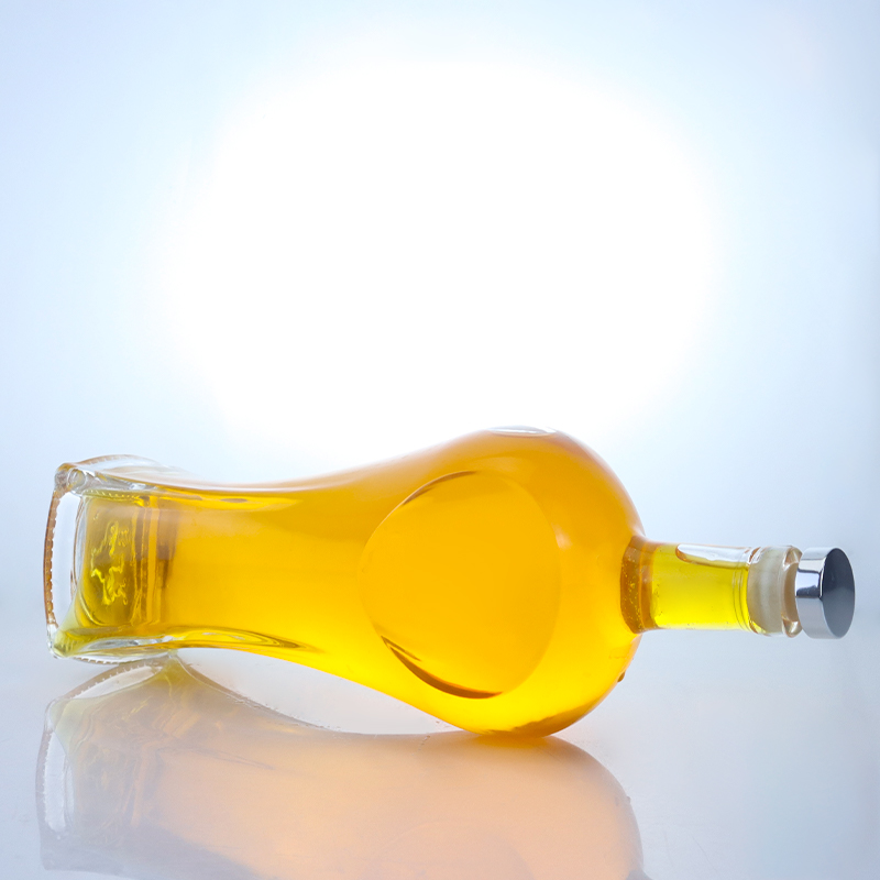 Clear or Customized Special Shape Cork Cap Spirit Glass Bottle for Whisky Vodka Tequila Gin Rum Made