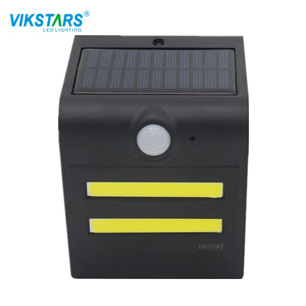 6000K Color Temp Solar Powered Garden Lights Outdoor Garden Lights IP65