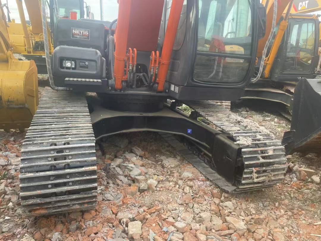 Used digger Hitachi 200 digger used machinery 20 tons used digger second hand hitachi excav