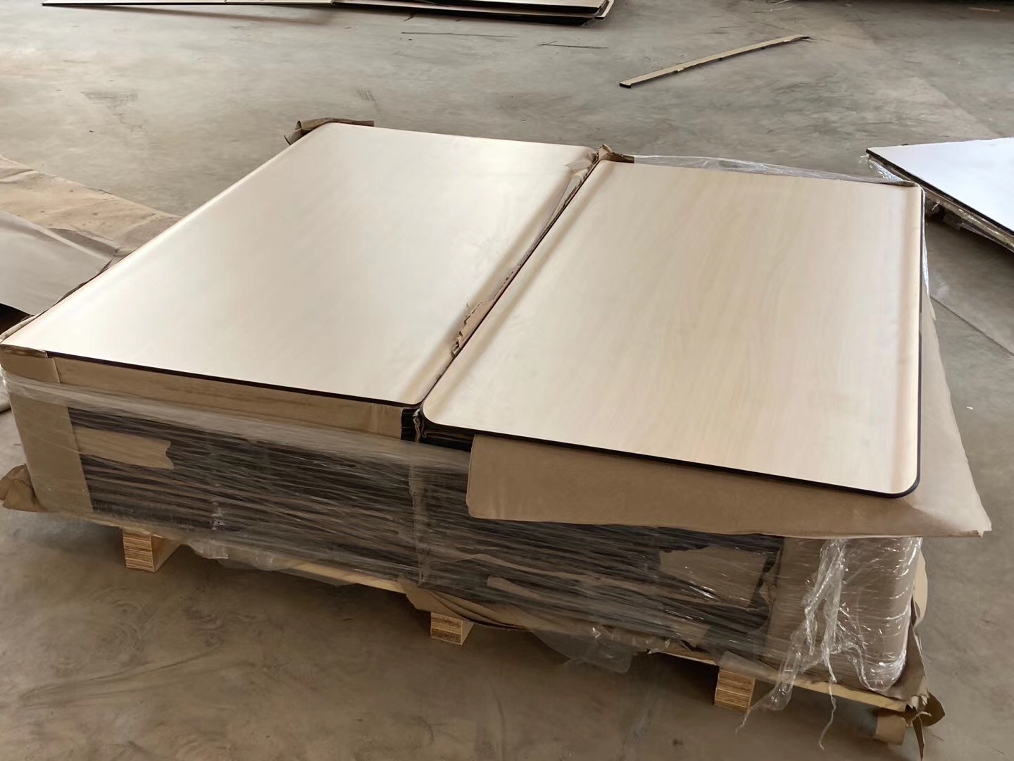 Waterproof Solid Color 12mm HPL Laminated Plywood