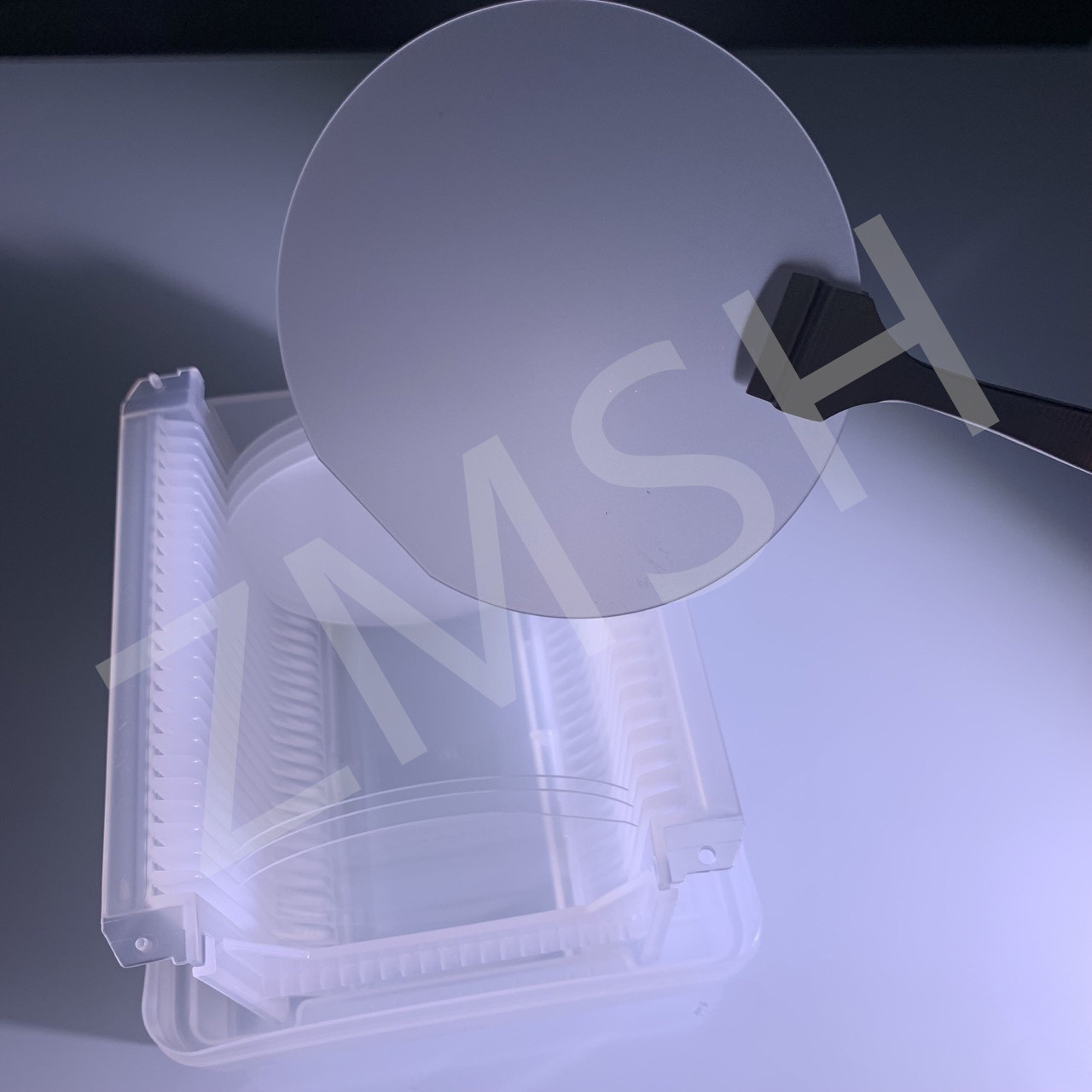 Sapphire Wafer 2inch 4inch Single Side Double Side Polish 350um Thickness Crystal Orientation C-plane
