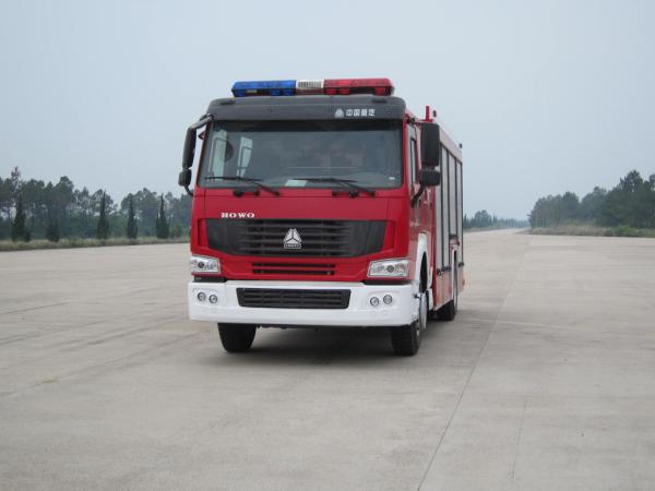 Buy cheap HOWO Fire Rescue Vehicle , Rapid Response Fire Truck Euro 2 Euro 5 from wholesalers