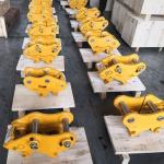 Yellow Manual Quick Hitch , Pin Grabber Quick Coupler For Mini Excavator