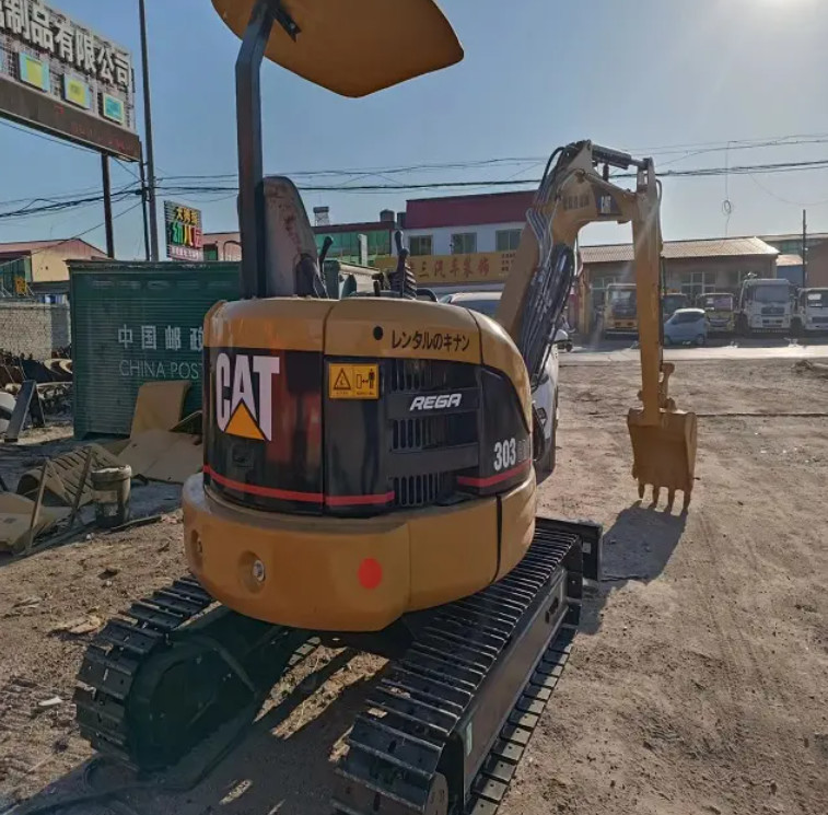 New Arrival Used Cat 303 Mini Excavator 3 Ton Small Machien for Garden