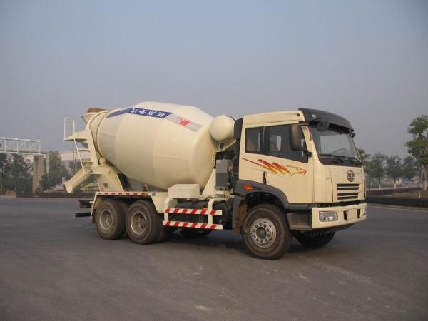 Buy cheap 8 - 10cbm 6x4 Faw Group Transit Concrete Mixer Truck with 350L Water Tank HZZ5250GJBJF from wholesalers