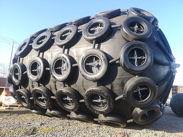 Buy cheap Yokohama VLCC Special Inflatable Pneumatic Rubber Fenders Wear Resistant from wholesalers