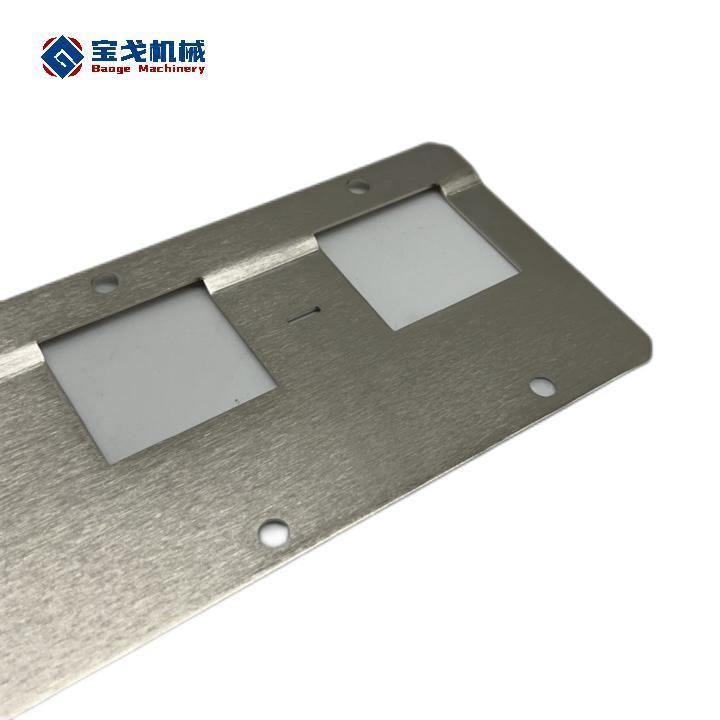 C11000 Copper Energy Busbar 150 a 2p with 10 or 20 Screws with Nickel Cover