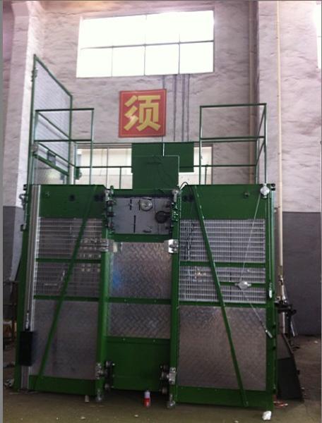 Buy cheap Personalized Goods Material Personnel Hoist for Chemical Industries from wholesalers