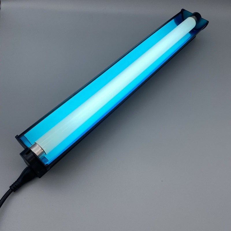 110V 220V Reptile UVB Strip Light 15 Watt T8 Reptile Light Fixture 6000H Lifespan