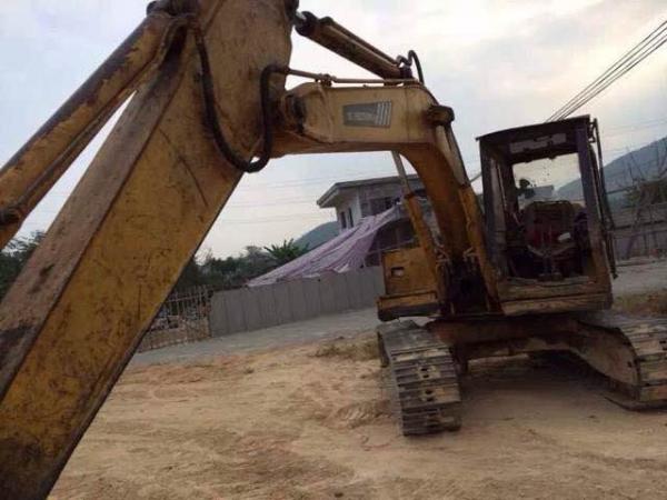 Buy cheap used sumitomo SH260 crawler excavator for sale/used SH260 EXCAVATOR from wholesalers