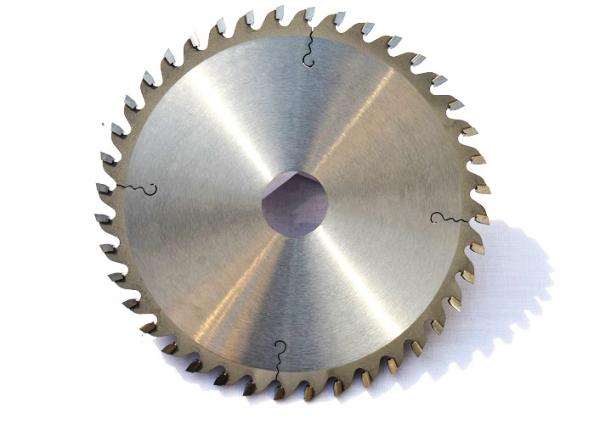 Buy cheap Excellent Precision Circular Saw Blades For Wood Cutting With Low Working Noise from wholesalers