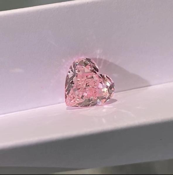 Buy cheap Man Made Lab Grown Pink CVD Diamonds Heart Shape 1.8ct-2.5ct VS-VVS from wholesalers