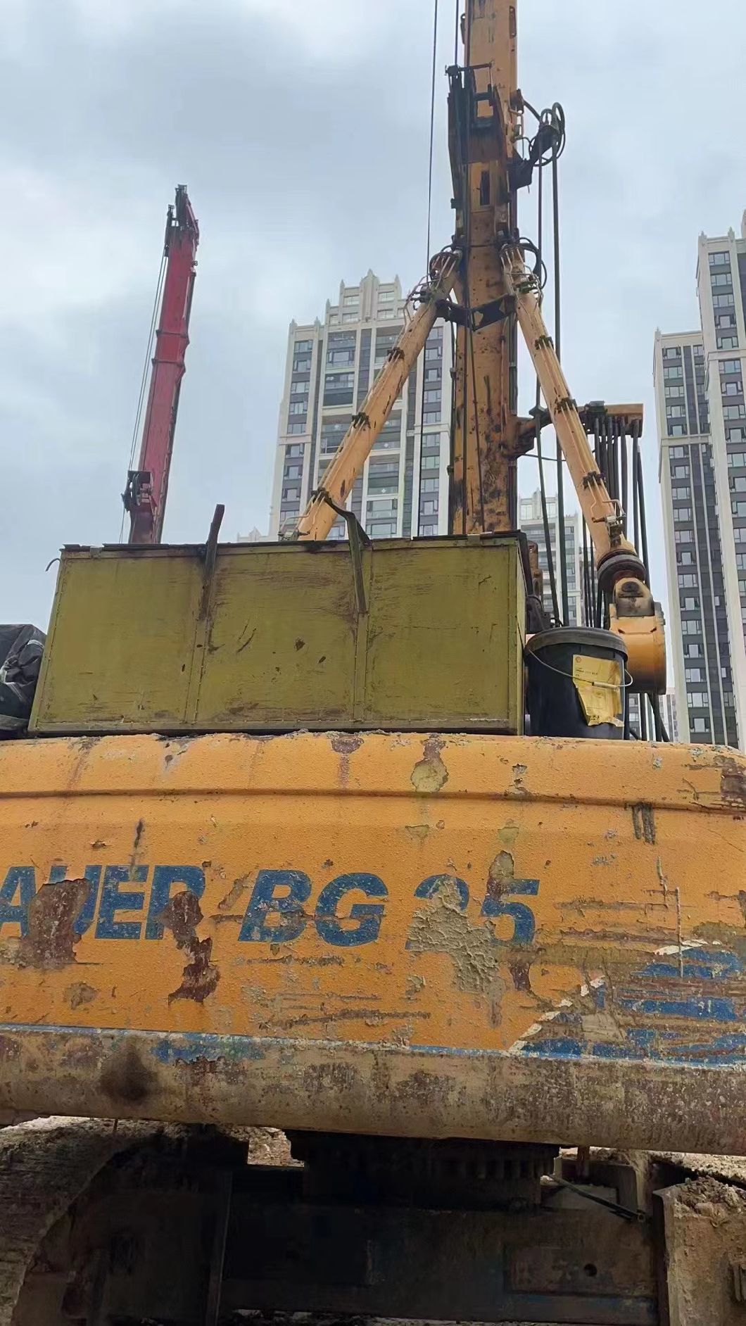 Good Original Condition 2010 and 2011 Bau Er Bg25 Drill Rig Piling Driving, Auger Driver, Continuous Flight Augering, Rotary Drilling Rig Factory Directly Sell