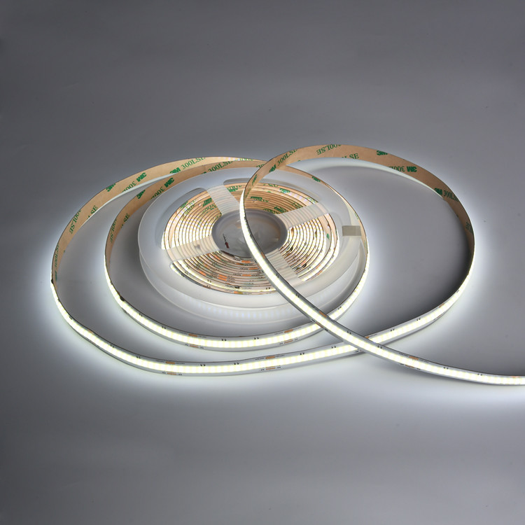 High Density Led Strip 16.4Ft 640Led/M Correlated Color Temperature Dimmable Led Light