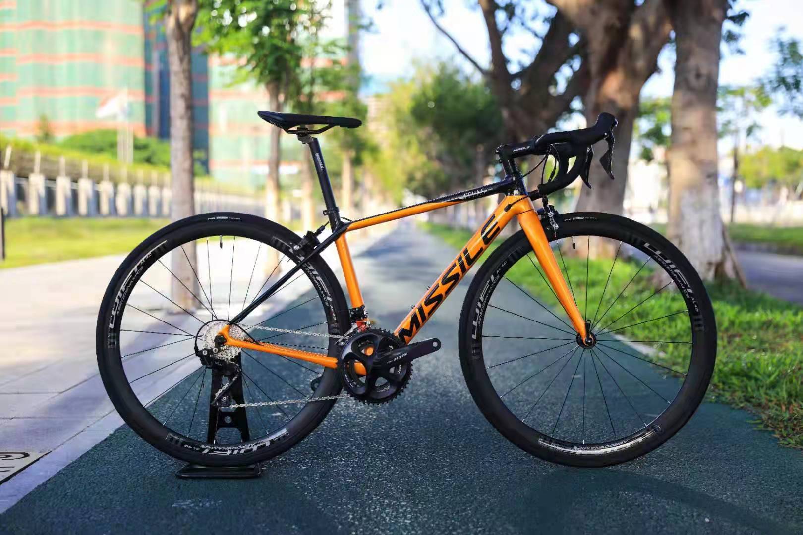 Carbon Fibre Hard Frame Road Bike For Adults And Speed Lovers