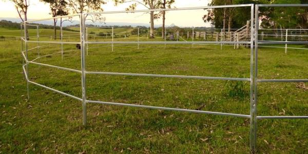 Buy cheap 9.0m Diameter Horse Arenas 13Pcs incl.2.7m tall Gate Locking Pins. Victoria from wholesalers