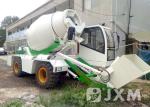 Four Wheel Steering Mobile Concrete Mixer MachineTruck 2.5 Cubic Meter 33 Year