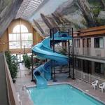 Cyclone Swimming Pool Water Slide One Piece Fiberglass Blue Color For Aqua Park