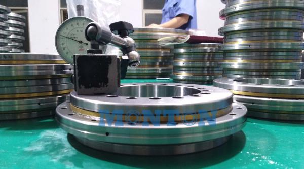 Buy cheap YRTS460 460*600*70mm Rotary Table Bearing from wholesalers
