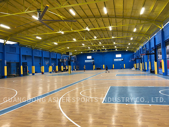 Shock Absorbing PVC Sports Flooring Interlocking Non toxic Tiles Type