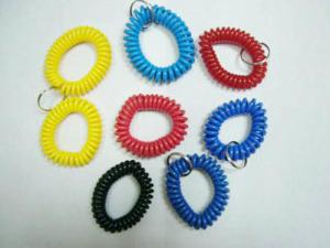 Wholesale Promotional colorful plastic spiral wrist coil with split ring high quality mixed colors from china suppliers