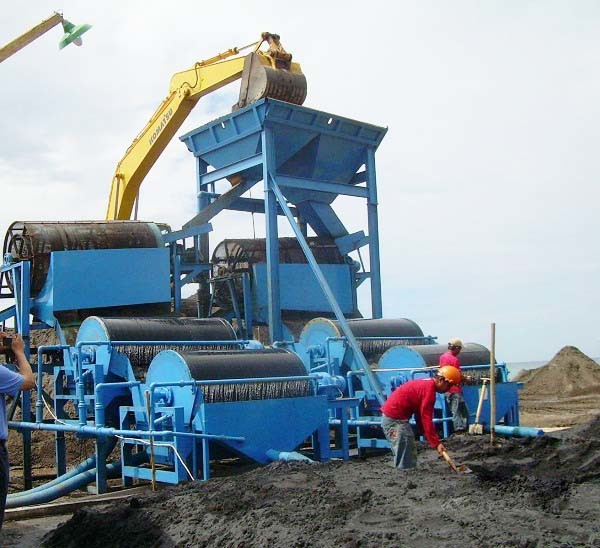 AC Motor Wet Dry 200t/H Iron Ore Magnetic Separator
