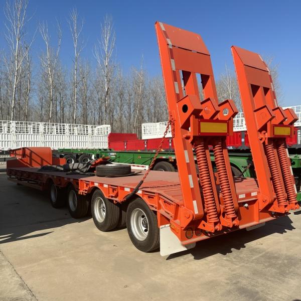 CIMC 3/Tri/Three Axle Lowbed Truck 40/60/80 Ton Low Loader Semi Trailer for Sale