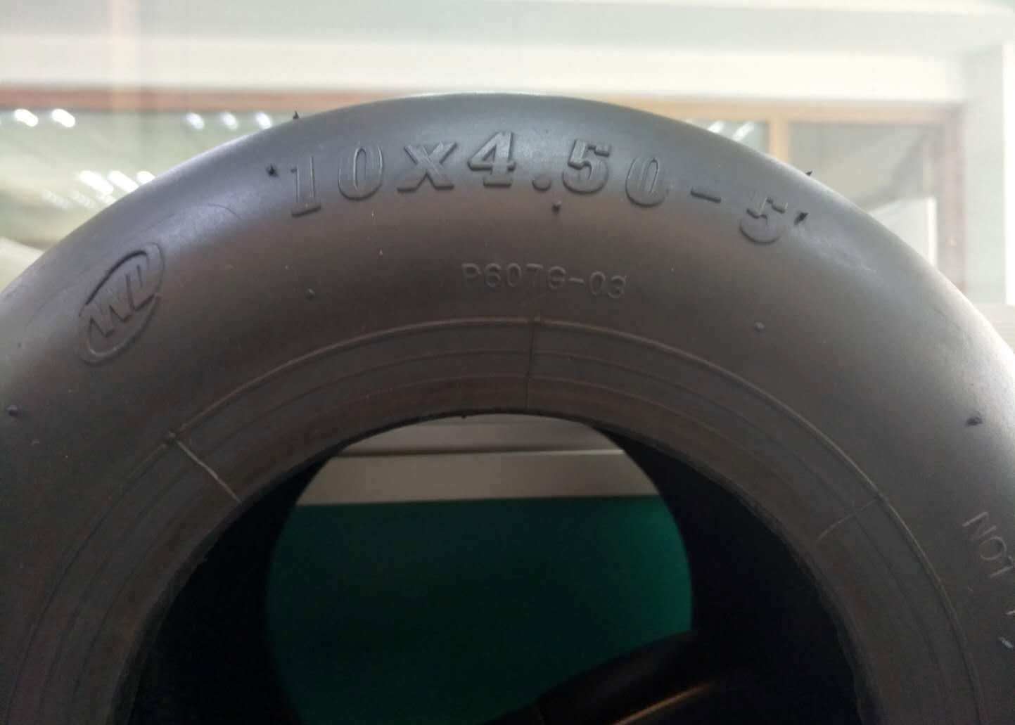 Fore Wheel Racing Kart Tires 10X4.5-5 Slick Tread Design 5 Inch Diameter