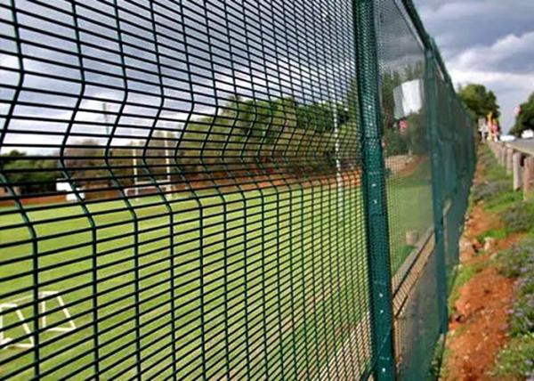 Buy cheap Airport Anti Climb Wire Mesh Fencing , Powder Coated 358 Security Fencing from wholesalers