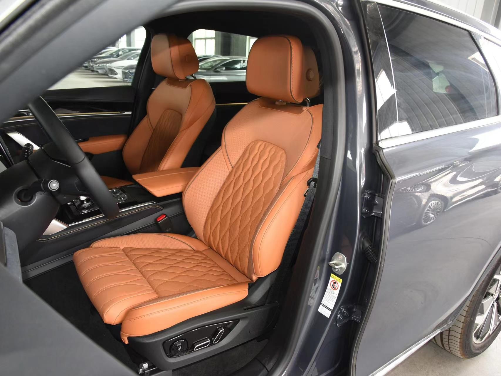 BYD TANG 2021 DM-I 112KM Honor Type EV SUV Hybrid 160KW 5.5s To 100kmh