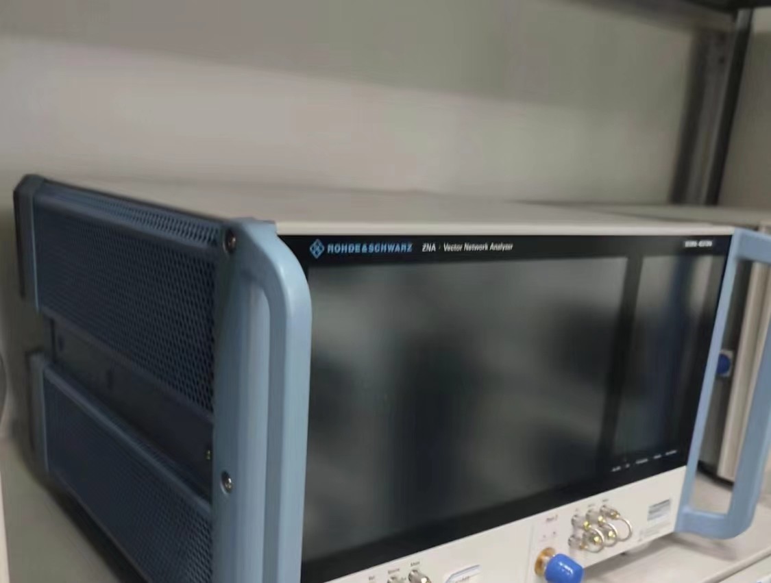 Rohde & Schwarz ZNA43 VNA Vector Network Analyzer 10 MHz to 43.5GHz four port