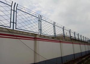 China Military Welded Rhombus Razor Mesh Fence For Perimeter Protection on sale