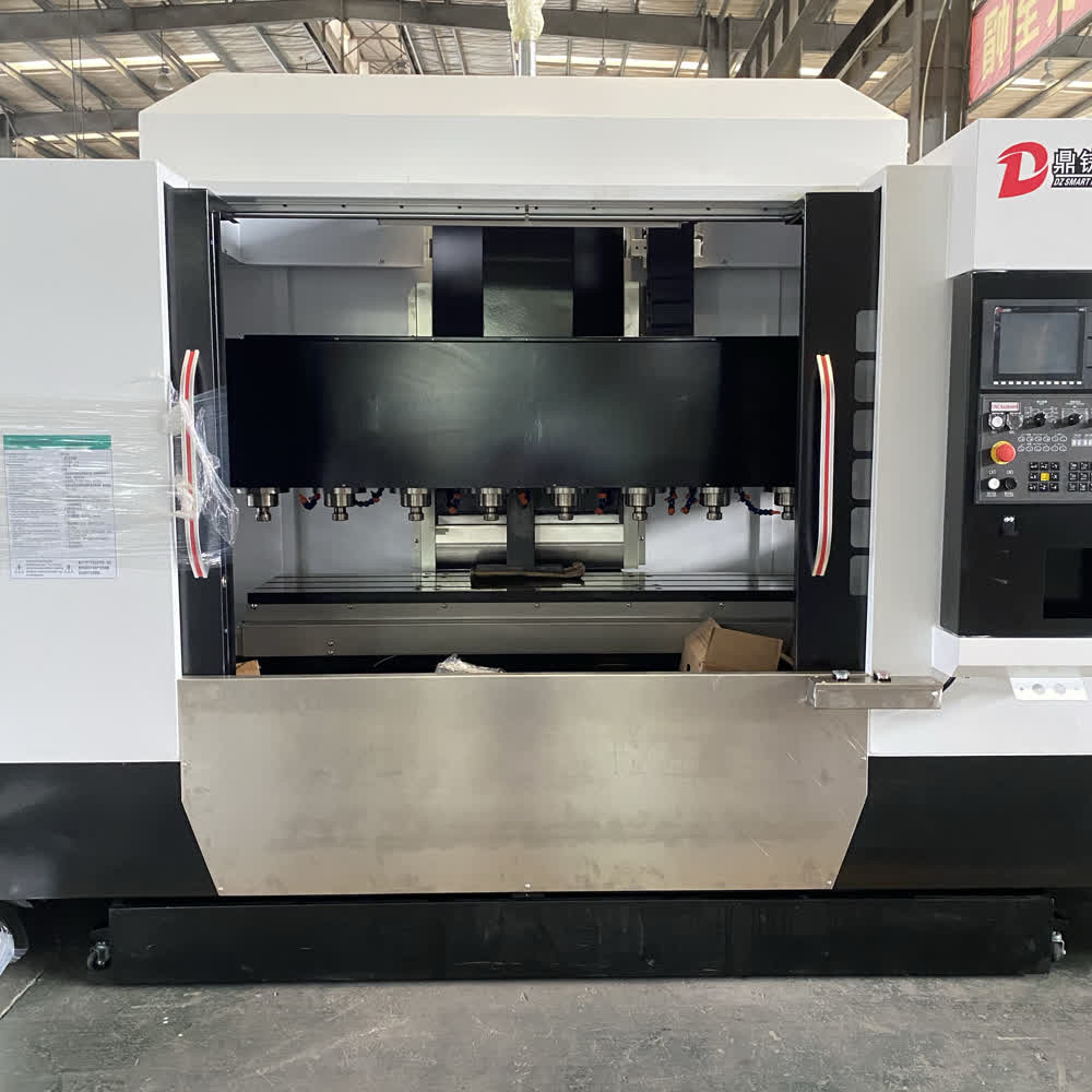 Die Casting Finish CNC Engraving And Milling Machine To Eliminate Burrs