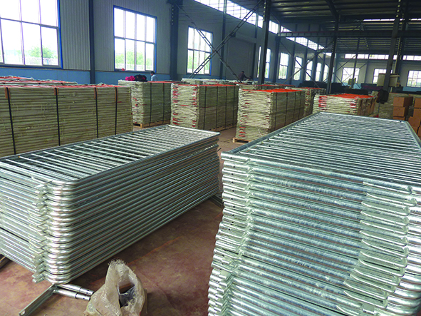 Hot Dipped Galvanized After Welded French Style Bike Rack Temporary Barricade Fence