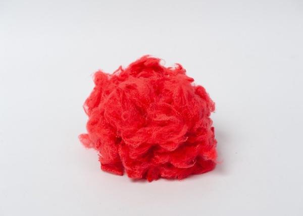 Buy cheap Red Recycled 1.5D Dope Dyed Polyester 25mm 100% Polyester Chip from wholesalers