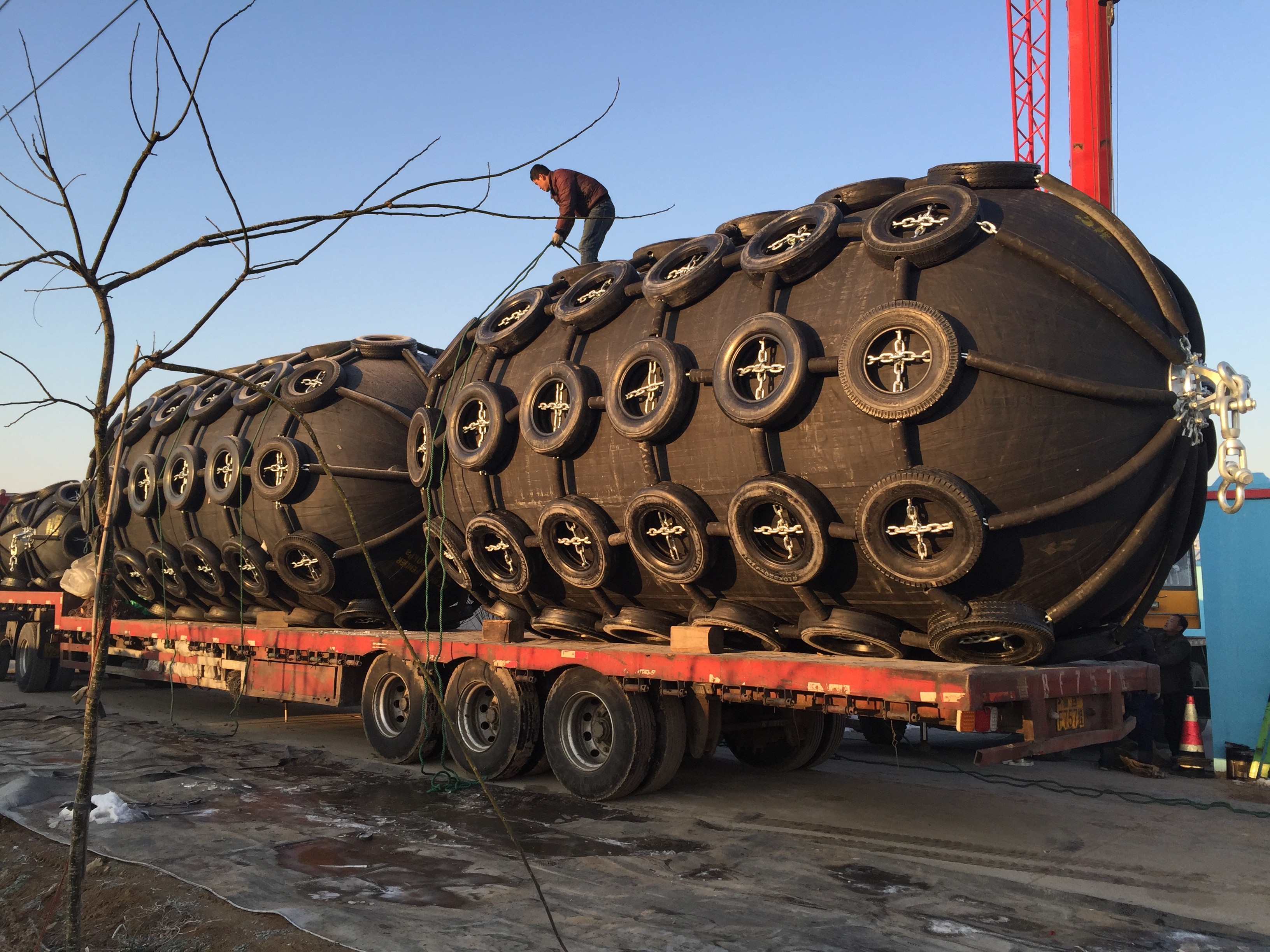 Rubber Mat With Rope Net Pneumatic Boat Fender Pneumatic Rubber Fenders
