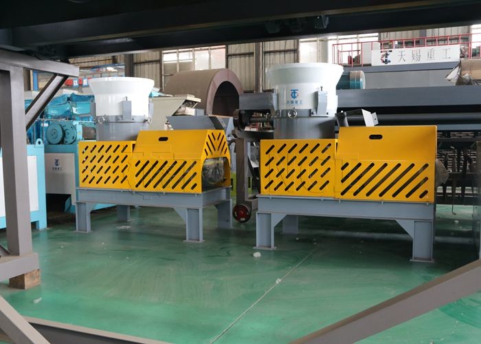 Sawdust Wood Powder Granulation Machine Organic Fertilizer Flat Die Granulator