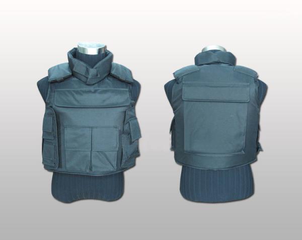 Buy cheap Black Kevlar Bulletproof vest with magazine from wholesalers