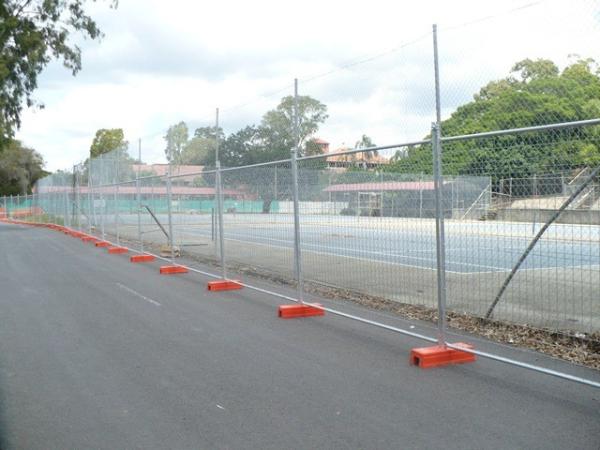 Buy cheap 2400mm X 2100mm Galvanised Steel Temp Fence Panel 2mm from wholesalers