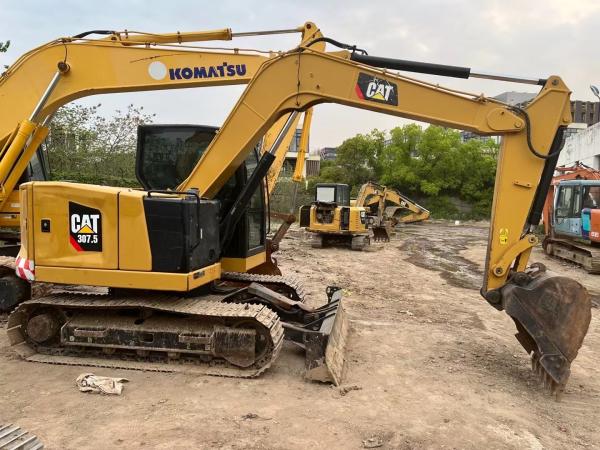 Buy cheap China Mini Excavator Widely Used Closed Cabin Excavator from wholesalers
