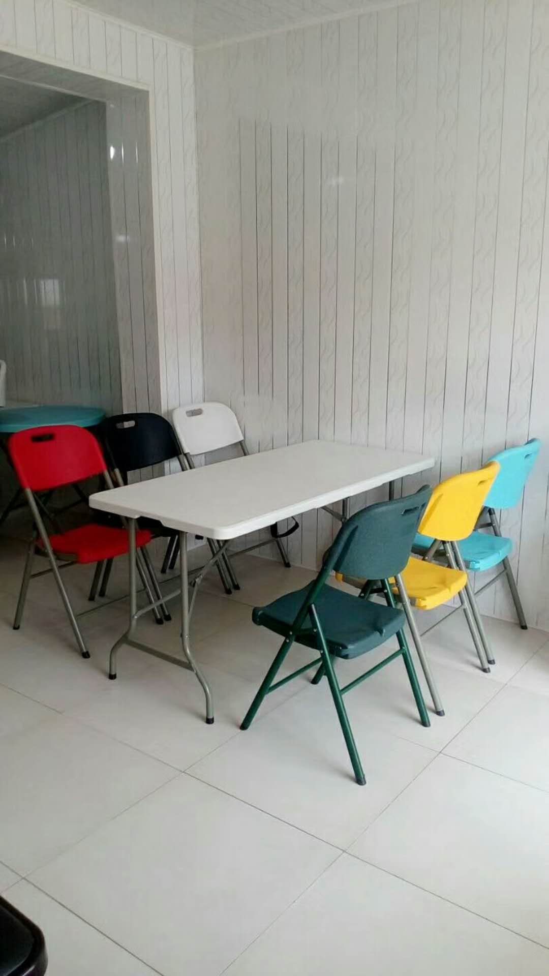 Folding table/plastic table/modern table/Eames table/Leisure table/Recreational table/discuss table/glass round table