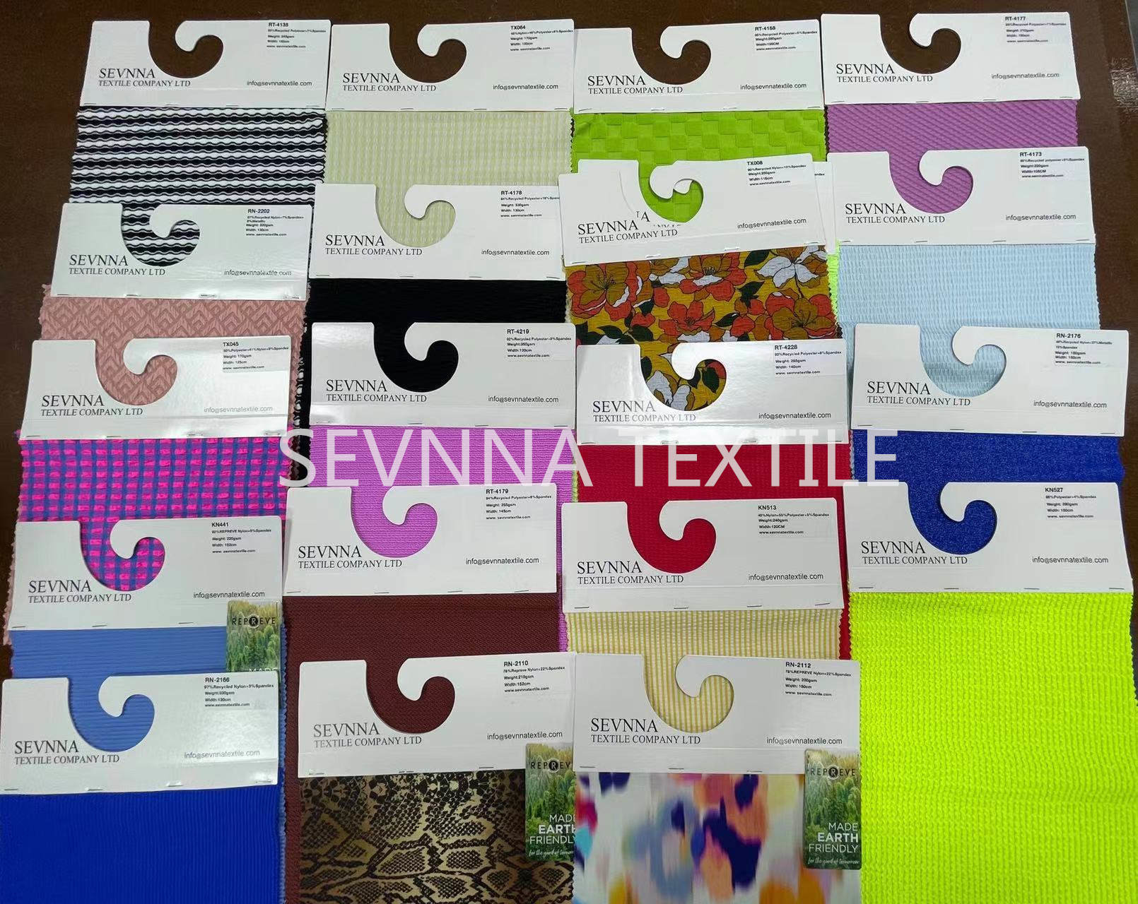 Medium Weight Spandex Polyester Recycled Swimwear Fabric Moisture Wicking