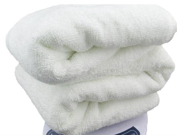 Buy cheap 600 gram super thick Hotel Spa Good Quality One Color White Cotton Customized Bath Towel from wholesalers