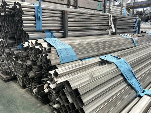 Buy cheap ASTM SS201 Stainless Steel Pipe Tube 300mm 304 430 8K Architectural Trim from wholesalers